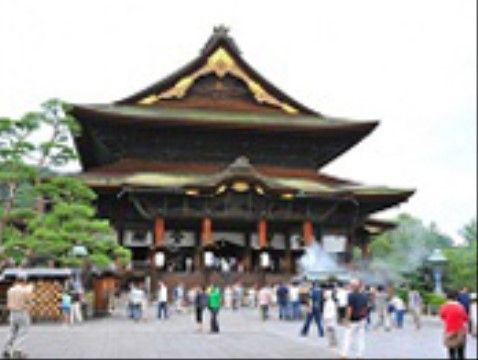 落ち着いた雰囲気の建物
