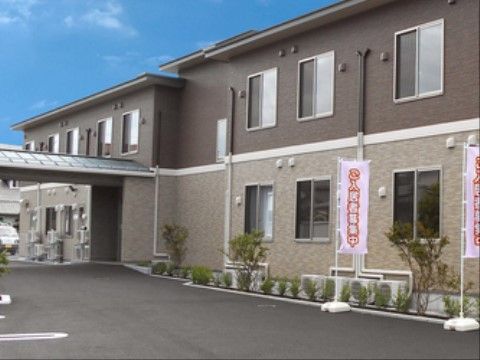新しい施設の外観