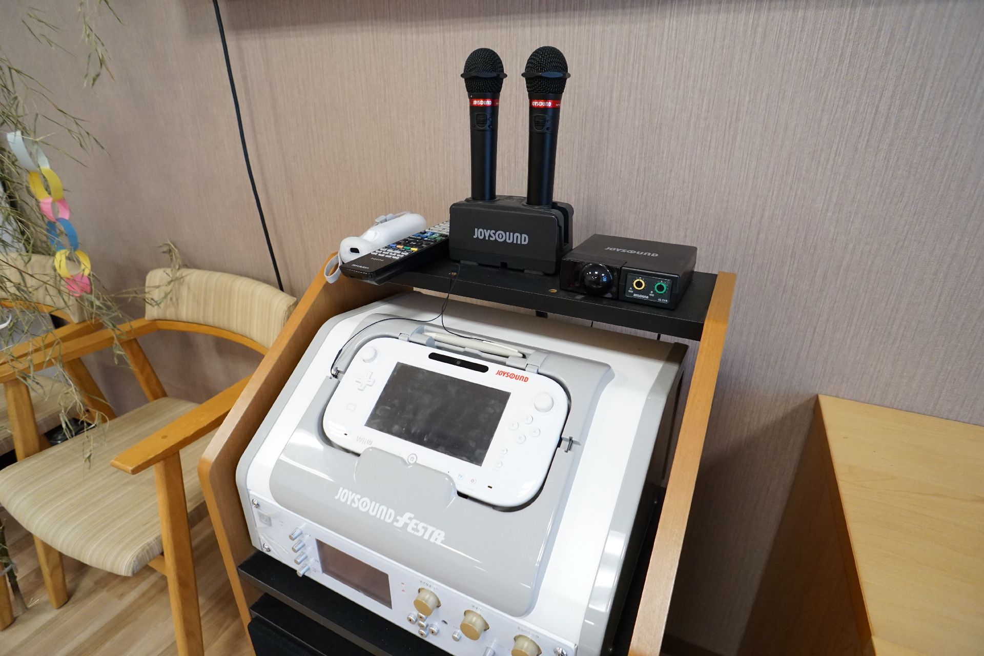 カラオケ機器のある高齢者向け住宅