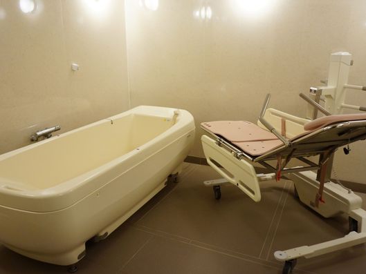 機械浴