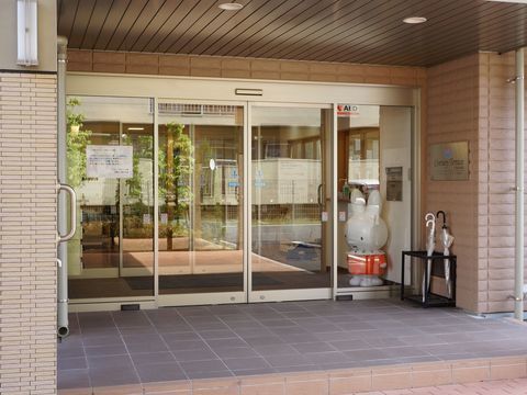 「センチュリーテラス白鍬」のサービス。医療機関と連携して健康をサポートする。