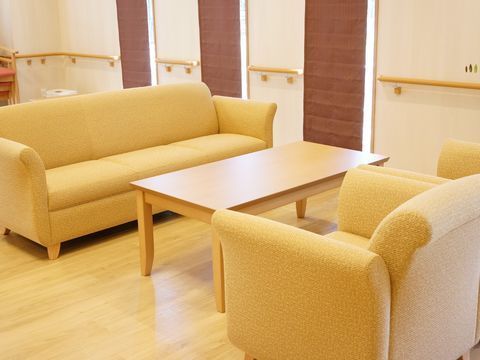 「アミカの郷亀有」入居者様とスタッフ