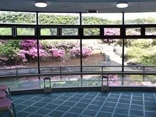 浴槽に持ってはいれる、シャワーチェアもあるお風呂場