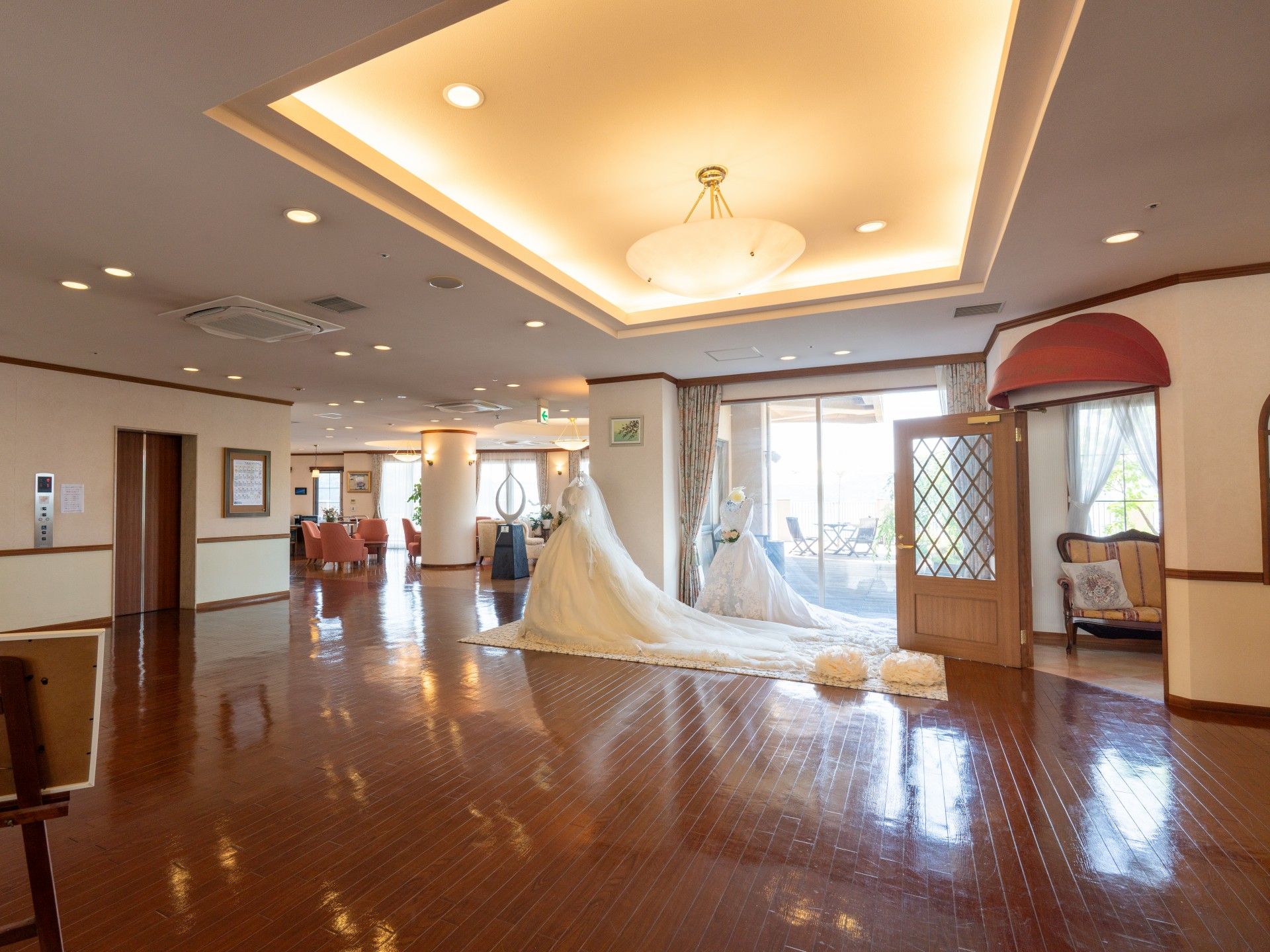 広々としたエントランス