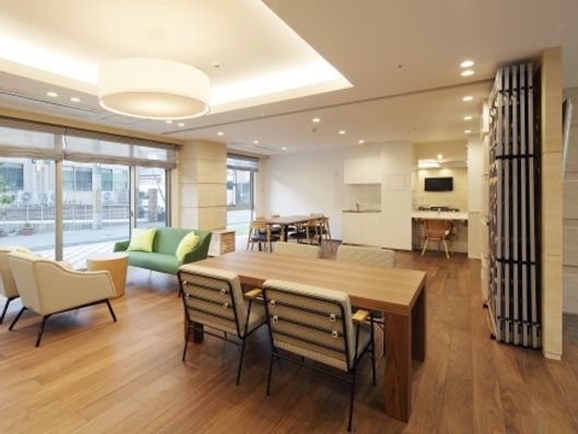 1階ファミリーサロン１