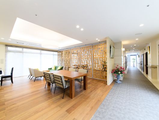 ファミリーサロン