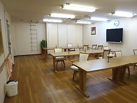 共有スペースのダイニングルーム