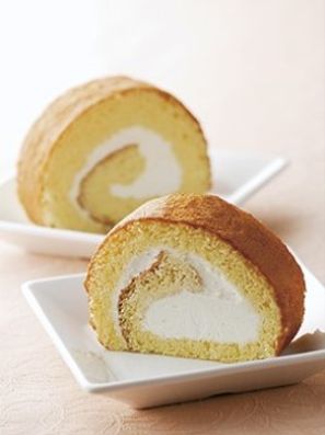 おやつ(ロールケーキ)