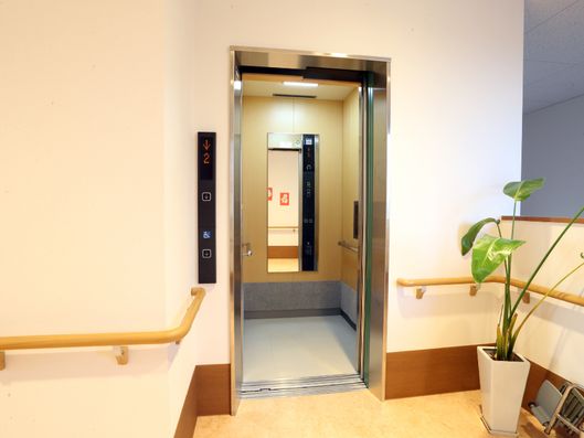 エレベーター