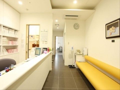 ご入居者様が病院で診察を受ける際に利用する待合室のイス