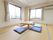 とても明るい和室である。畳の部屋があることでリフレッシュすることができる。段差がなく安全に利用できる。
