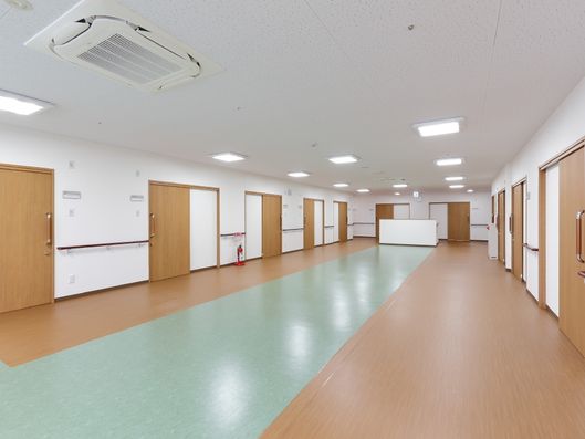 廊下フロア1