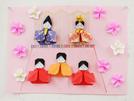 紙細工のおひなさま