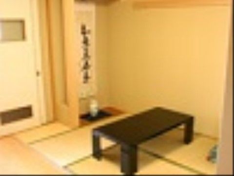 当施設ではご家族がご来館の際には、ご希望により和室に宿泊していただける。入居者様とゆっくりと歓談し、おくつろぎいただける。