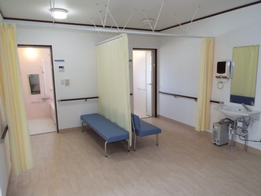 一般浴室脱衣室