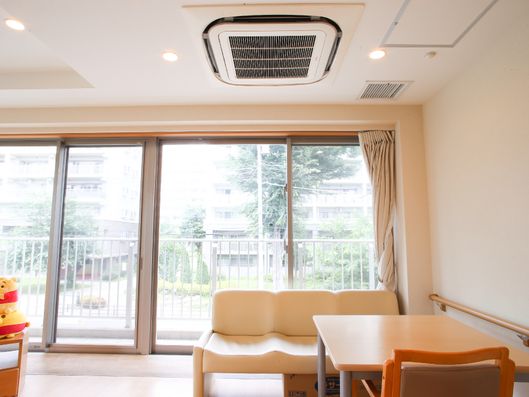 食堂のエアコン