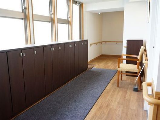 廊下とロッカー