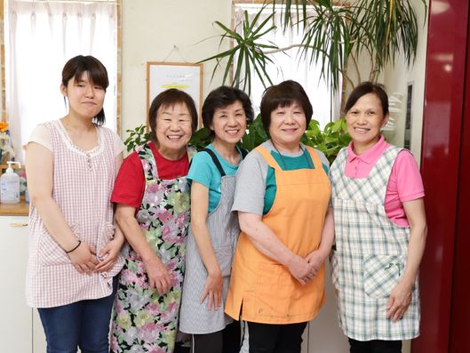 スタッフ(職員)