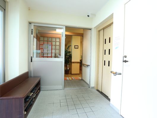 広めノスペースがあるエントランス