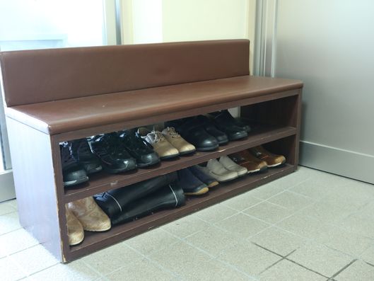 綺麗に並べられた下駄箱