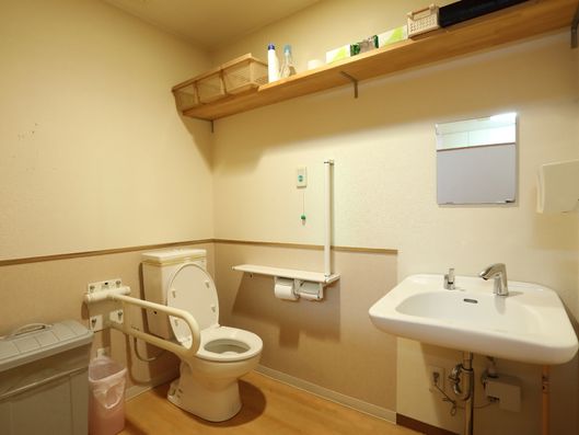 広々としたトイレ