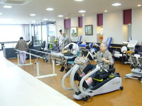 機能訓練室での活動風景