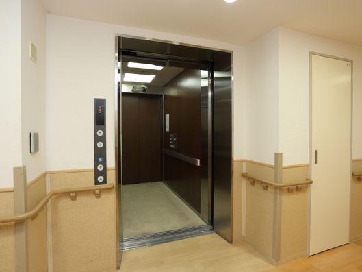エレベーター