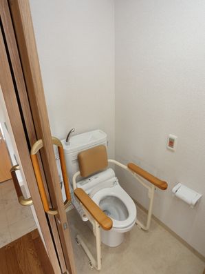 トイレ2