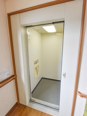 エレベーター