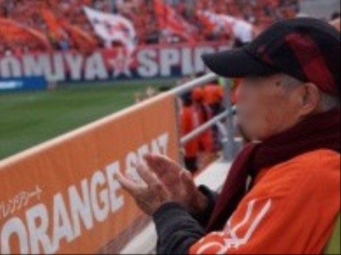 サッカーの観戦などをすることができ、楽しんでいる入居者様