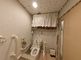 バリアフリー設計のトイレ空間