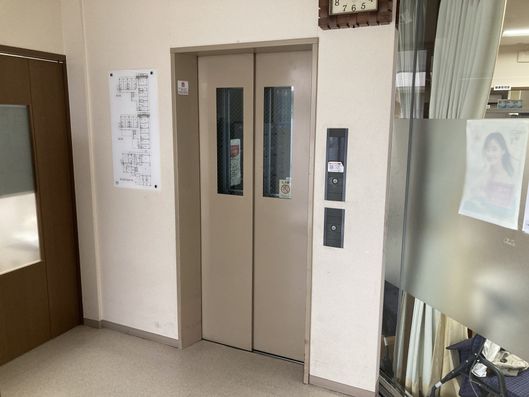 エレベーター