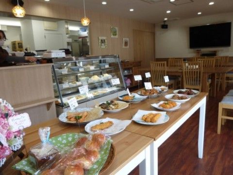 施設内に設置された、自由に利用することができるレストラン