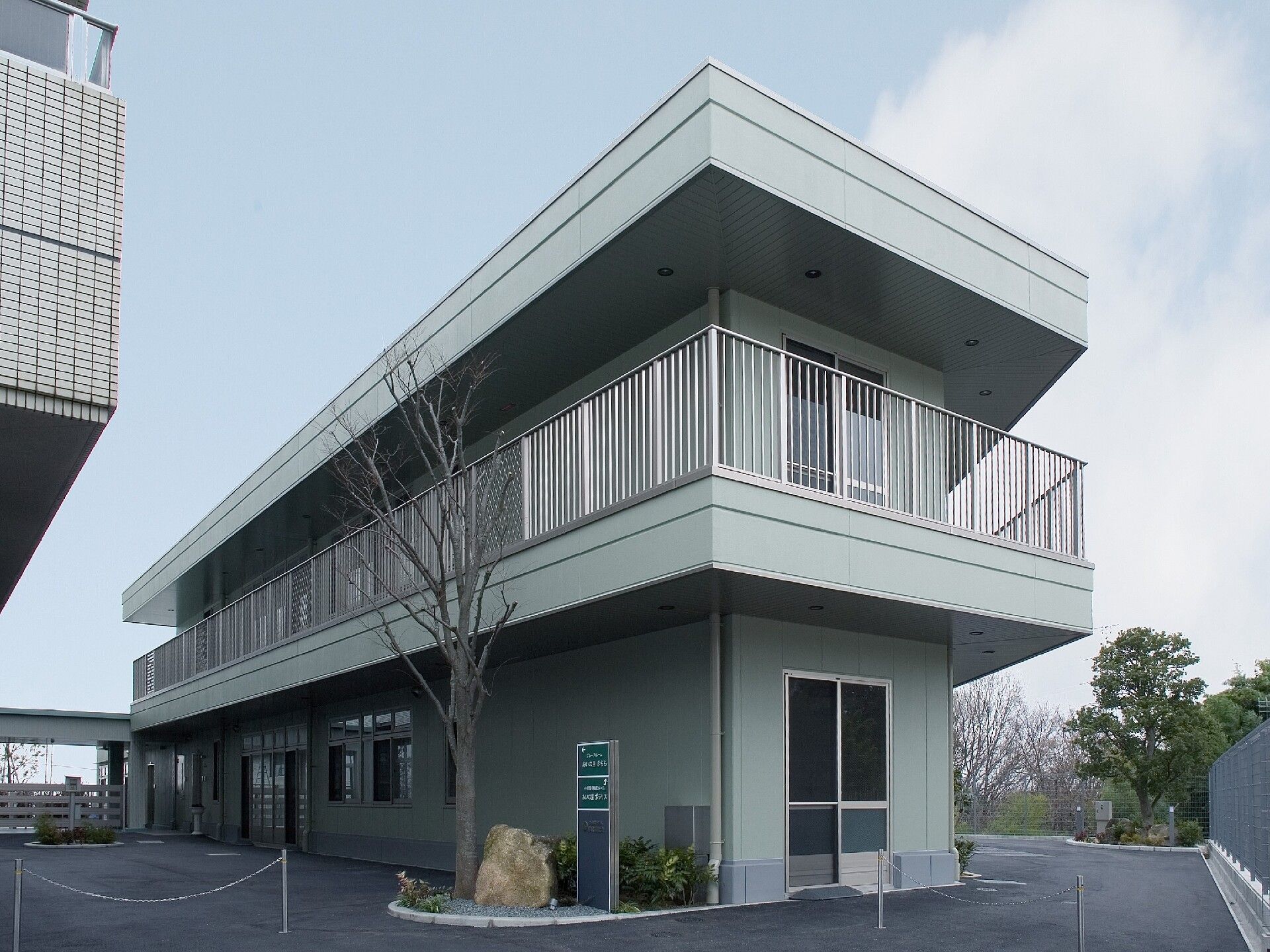プライバシーが確保された個室と、きめ細やかでご満足いただける介護ケアを自慢とし、提供している施設である。