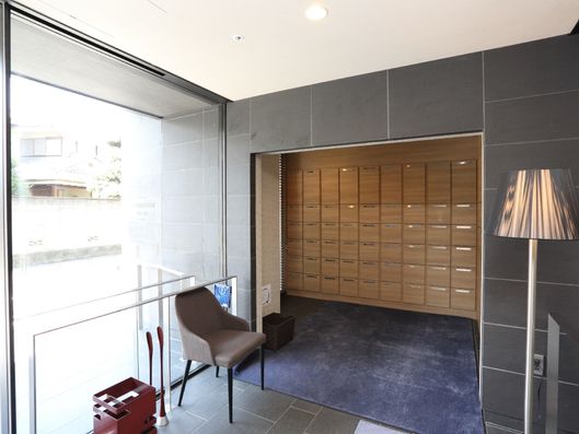 シューズボックス