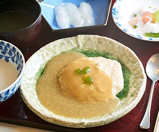 食べやすくとろみをつけた介護食