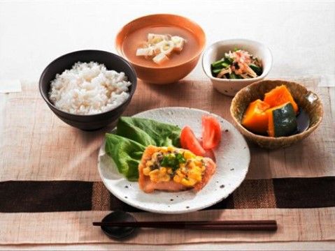 彩りが豊かで、野菜を摂ることができる栄養のバランスが考えられた食事