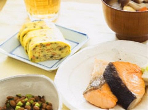 和風の食事セット