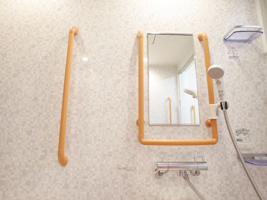 シャワーホルダー