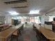 広々とした明るい共有スペース