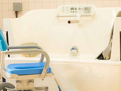 介護対応の設備となっている。入浴などの普段の何気ないサポートも対応しており、様々な不安を解消できるようになっている。