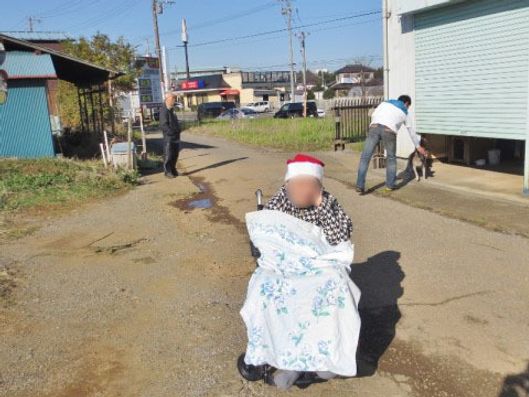 お散歩（まほうの家近辺)