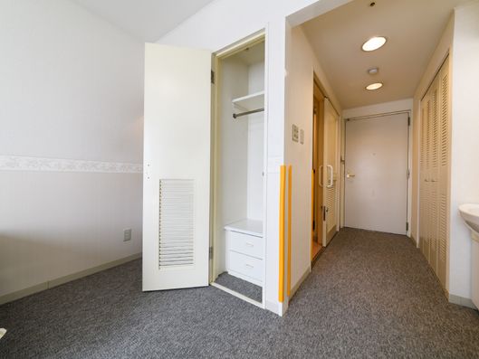 コンパクト収納庫