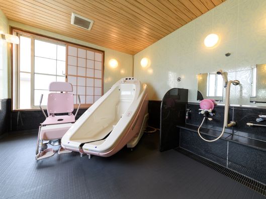 車いすタイプ浴槽