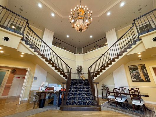 エントランスホール