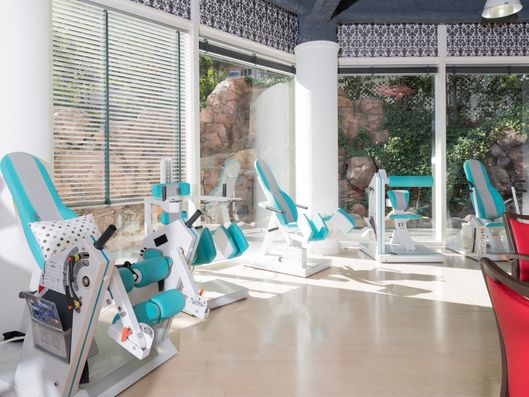 エイジレストレーニングルーム