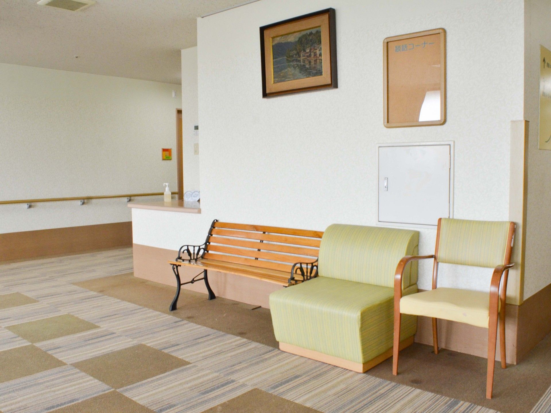 休憩スペースの椅子