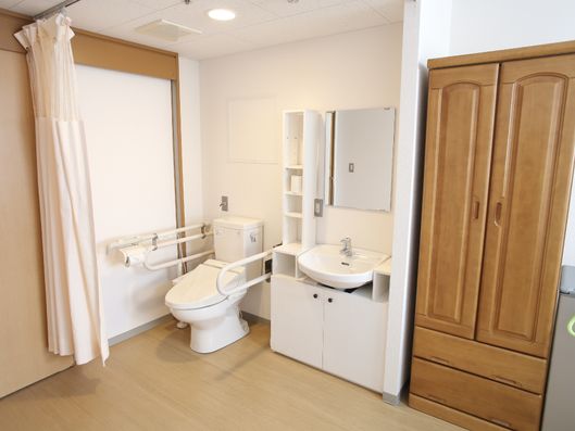 室内とトイレスペース