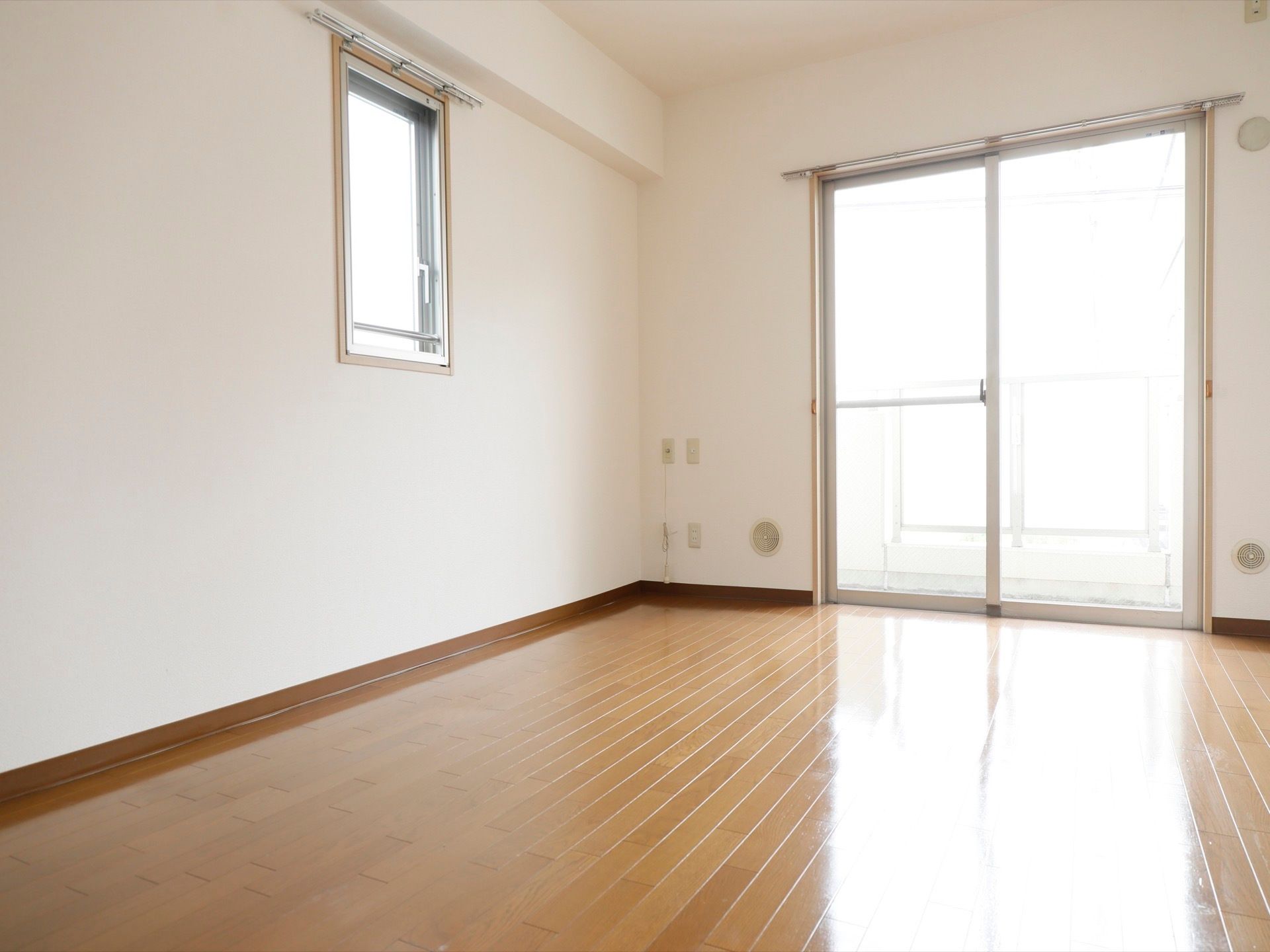 一般的なワンルームのような印象である。ホームに入居しても今までと変わらない、自分らしい生活を送ることができる。
