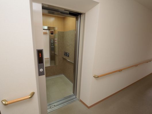 エレベーター